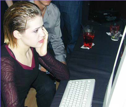 mad_leviswrapparty_003.jpg