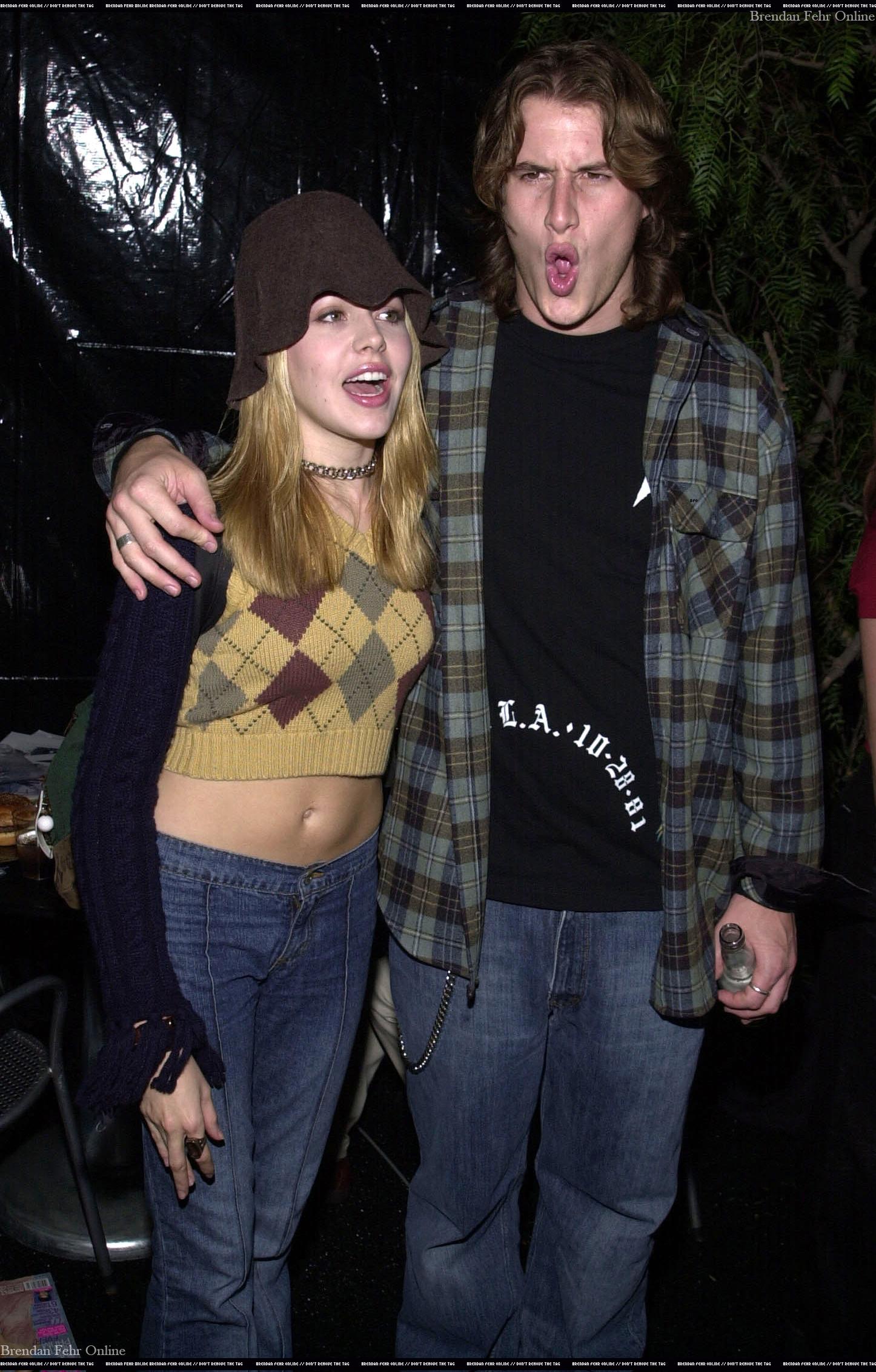 upn-roswell-party023.jpg