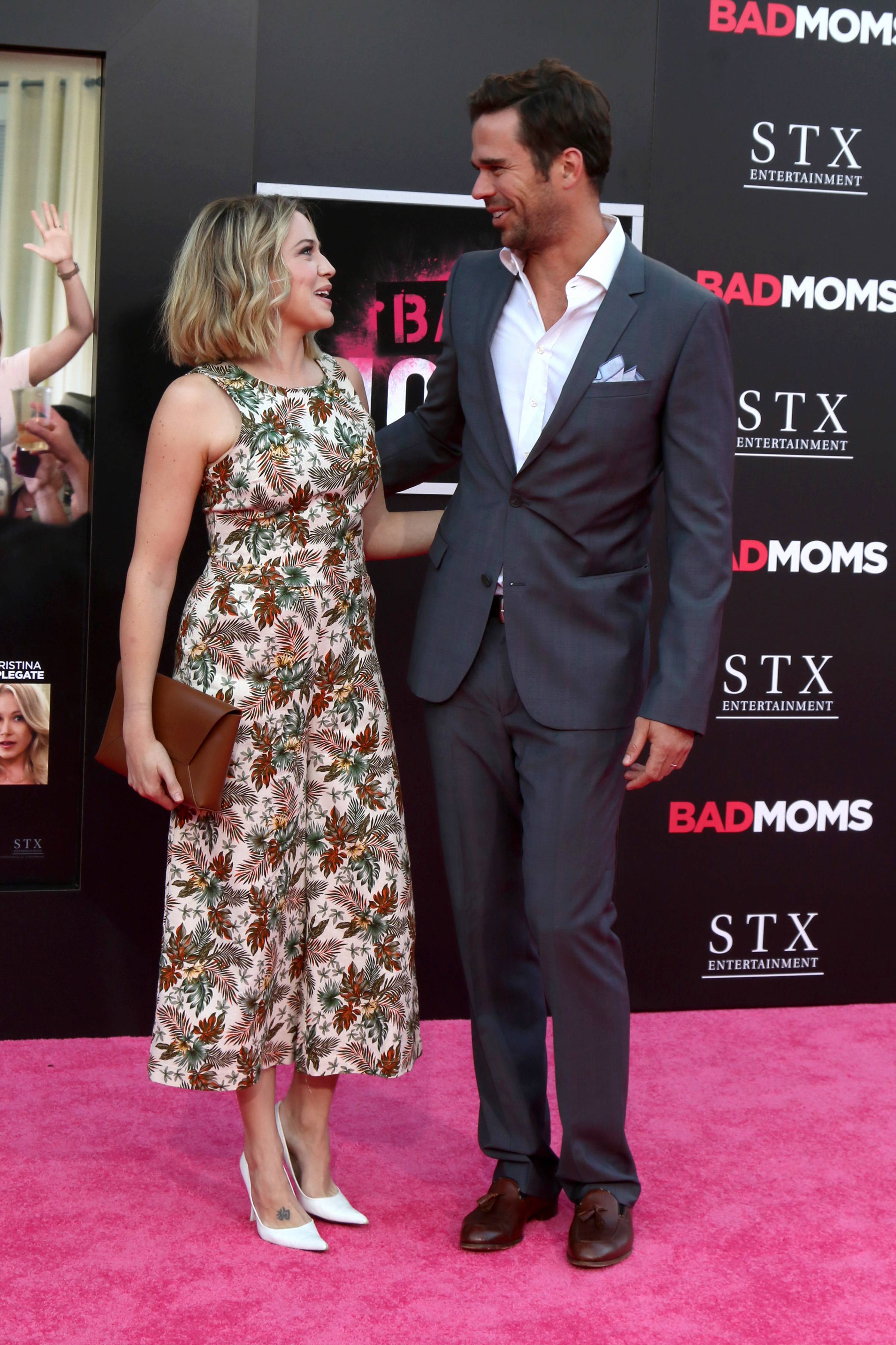 mad_badmomspremiere_098.jpg