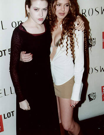 mad_leviswrapparty_003.jpg