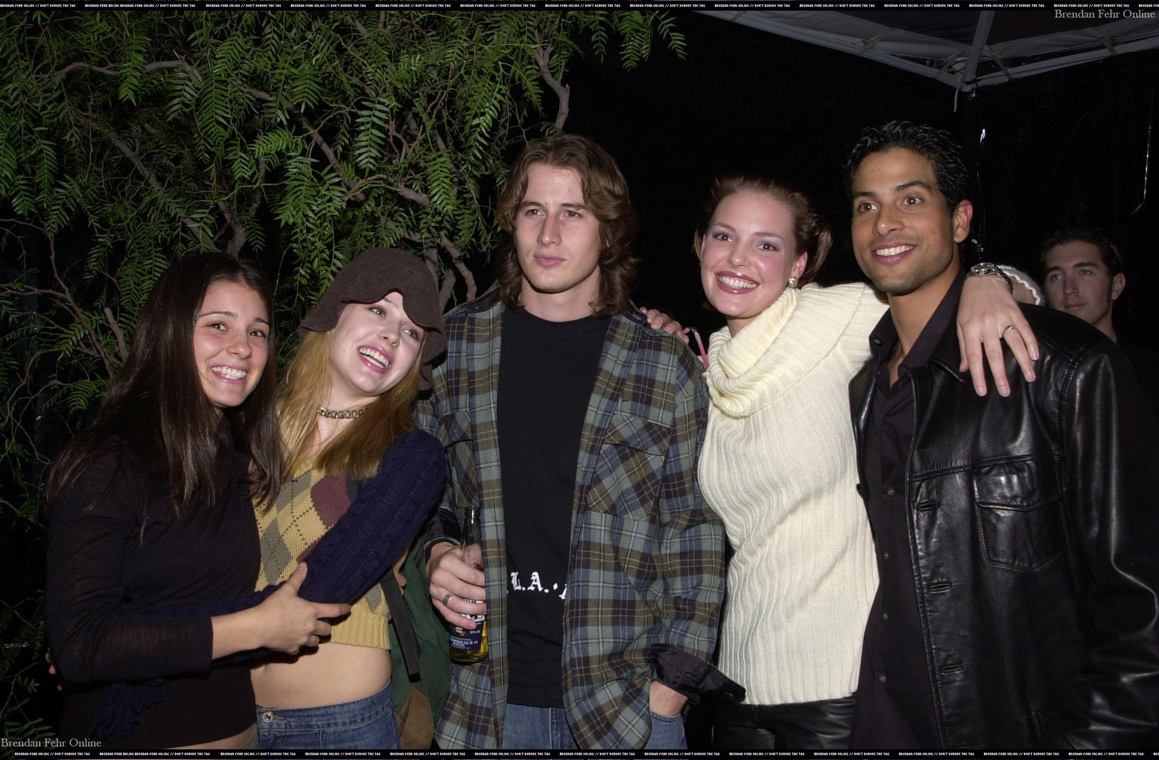upn-roswell-party029.jpg upn-roswell-party029.jpg