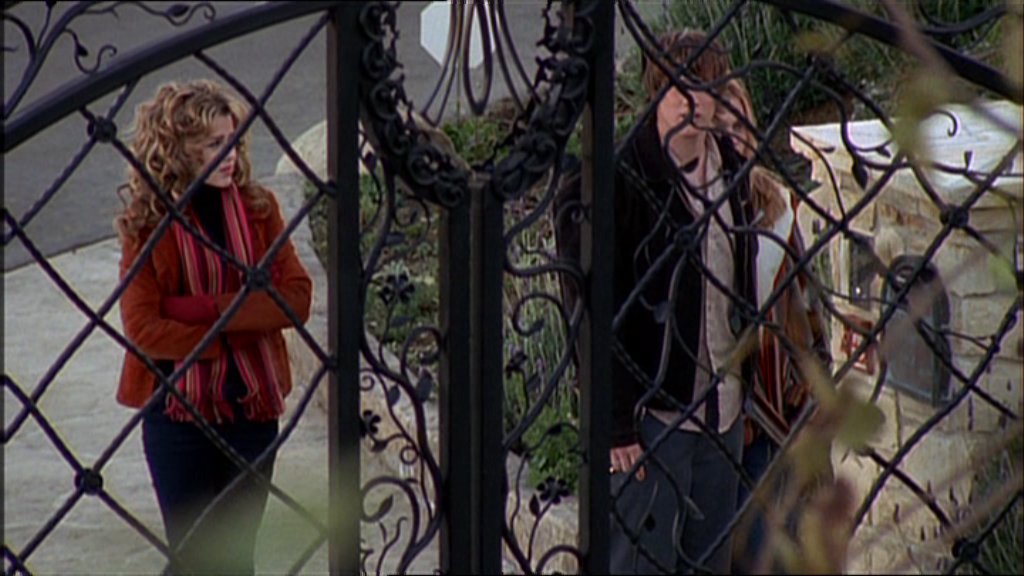 disturbingbehavior-204.jpg